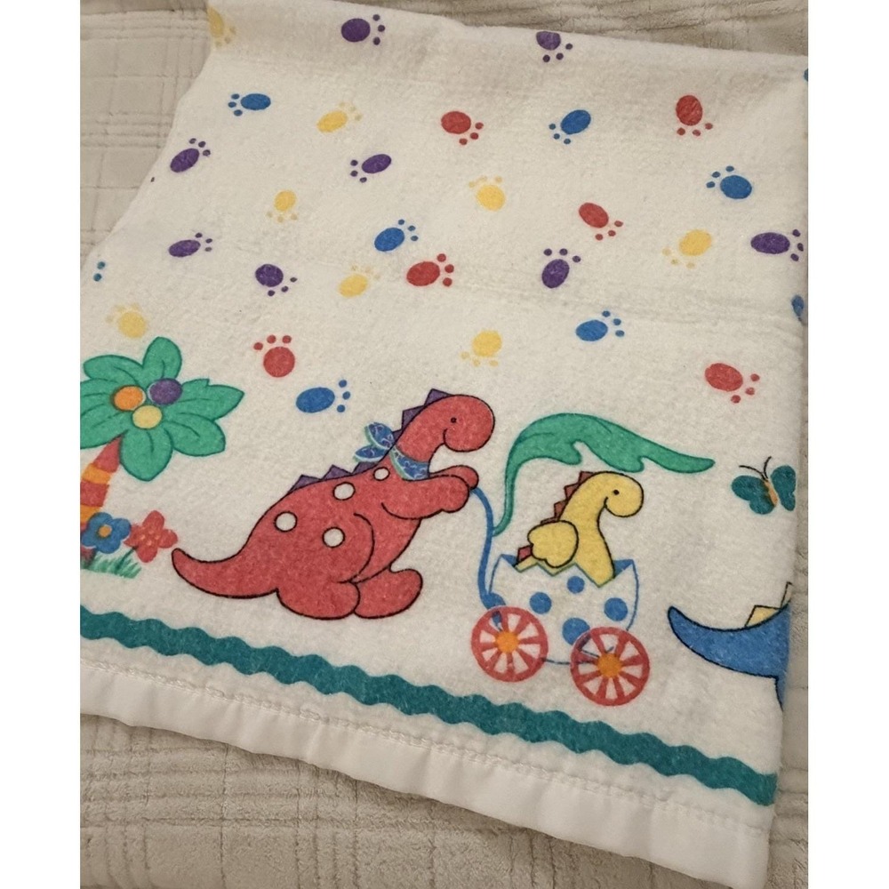 Beacon Manufacturing Acrylic Baby Blanket Lovey Dinosaurs Nylon Trimmed VTG USA